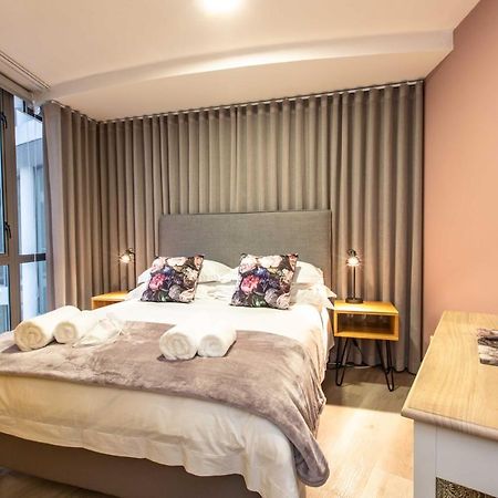 Hibernian Towers 807, Beach Road, Strand Exteriör bild